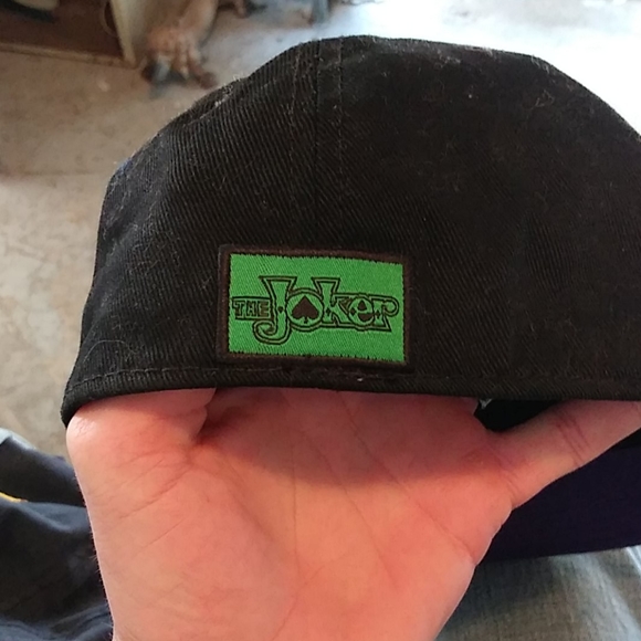 DC hat - Picture 2 of 3